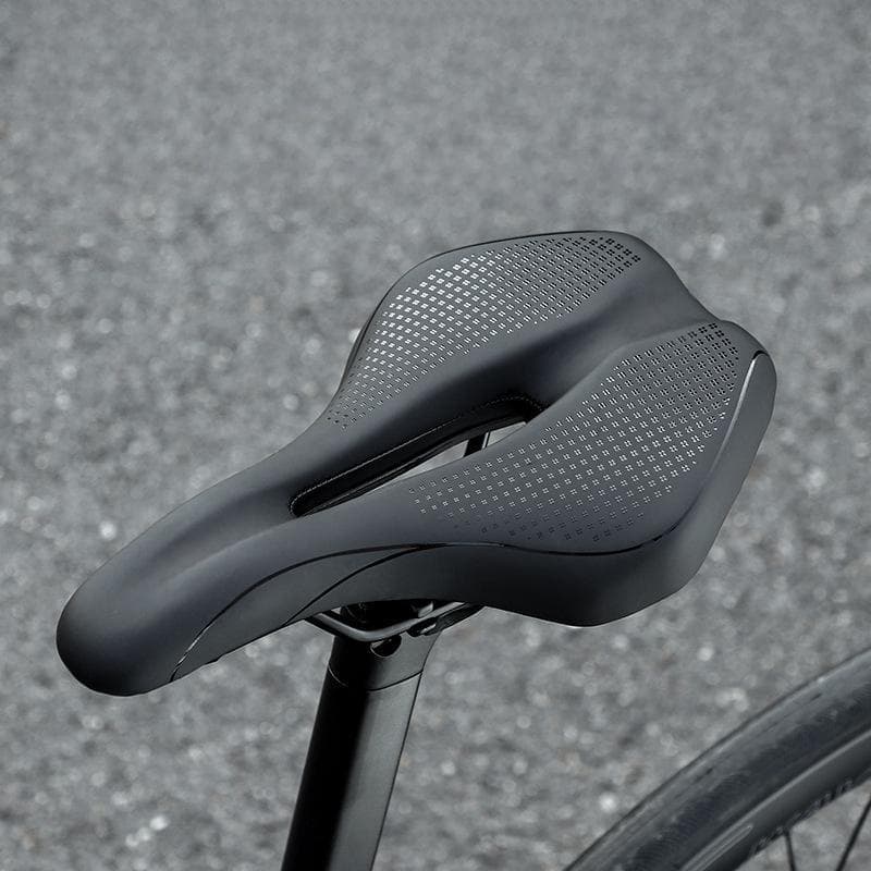 Bike Saddle, Hollow Racing Style Comfort Seat for Competitive Cycling